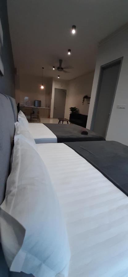 Cozystay @ Core Soho Suite Klia Sepang Exterior photo