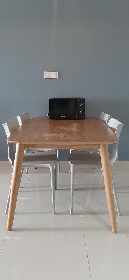 Cozystay @ Core Soho Suite Klia Sepang Exterior photo