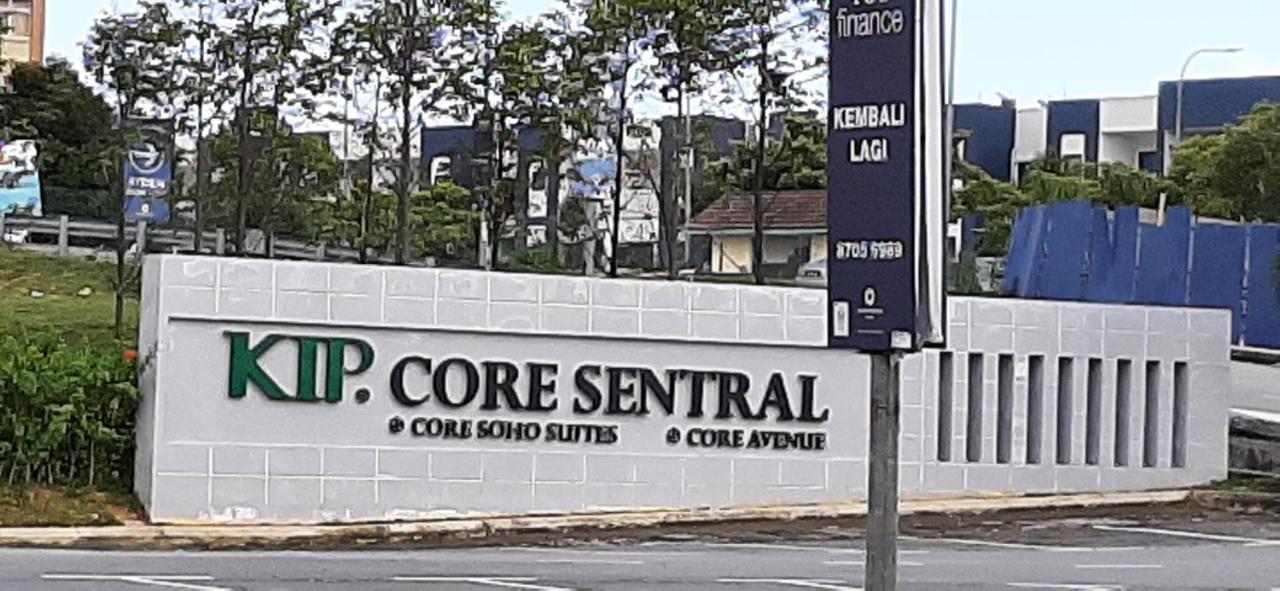 Cozystay @ Core Soho Suite Klia Sepang Exterior photo